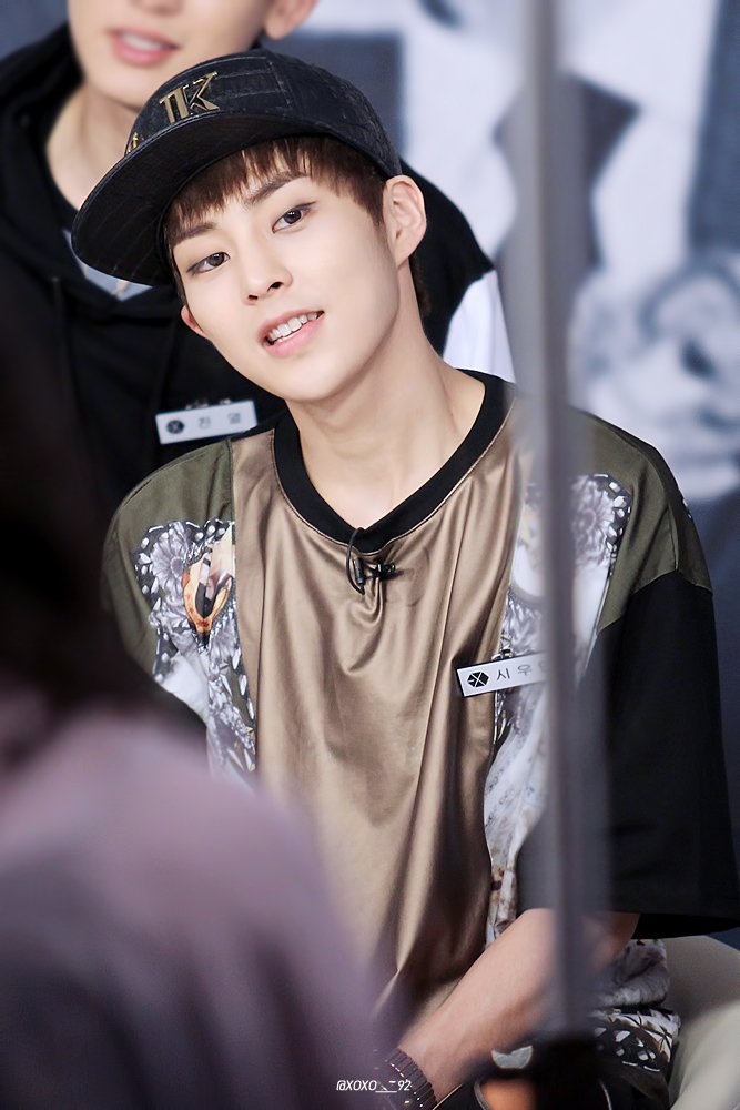 130905 Mnet Open Studio
#시우민 #XIUMIN <a href="/XIUMIN_INB100/">XIUMIN_official</a>