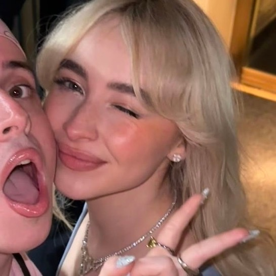 SonjaLin03's tweet photo. Sabby is the cutest 🐶🥺
#sabrinacarpenter
#FYP https://t.co/x3lp6wwb4I