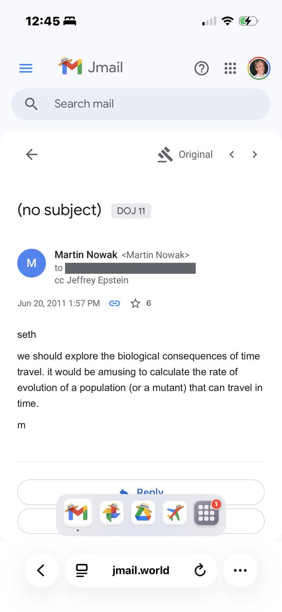 MacroGames tweet media