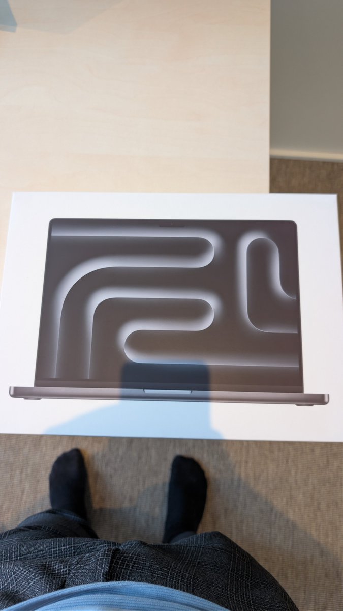 Emil Privér tweet media