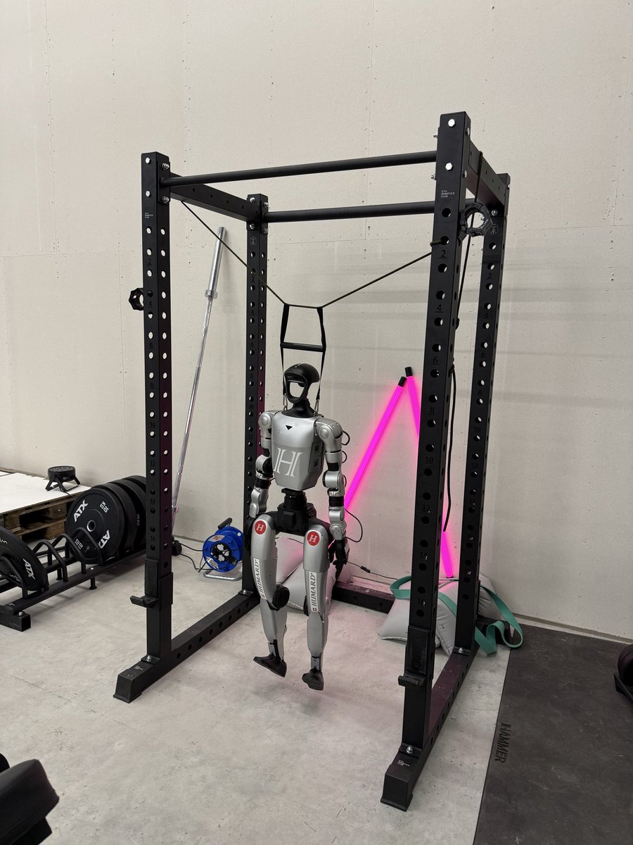 Darius Foodeei tweet media