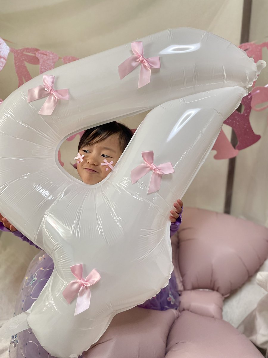 KamiMaya9's tweet photo. 〜2026.01.10~

Happy birthday Sena ♡.･

しっかり者やけど甘えたなせなちん👧🏻🎀
怪獣るうちゃん🦖を妹に持つねえね大変やけど
それでもしっかりお姉ちゃんしてくれるセナに
助けられてるなとしみじみ思う😭😭笑

いつもニコニコで笑顔が可愛いセナがだいすき♡
産まれてきてくれてありがとう𓈒𓏸 https://t.co/LgaZriz8Qk