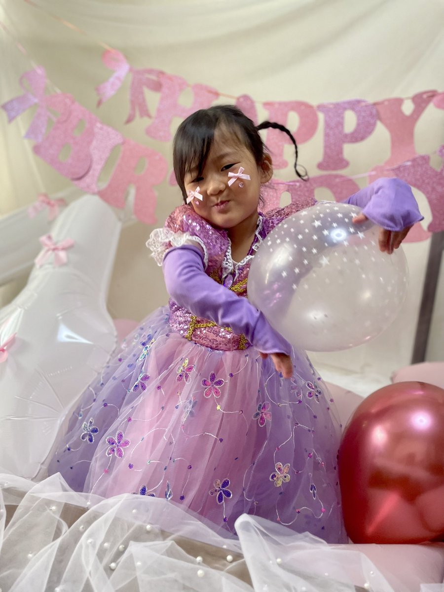 KamiMaya9's tweet photo. 〜2026.01.10~

Happy birthday Sena ♡.･

しっかり者やけど甘えたなせなちん👧🏻🎀
怪獣るうちゃん🦖を妹に持つねえね大変やけど
それでもしっかりお姉ちゃんしてくれるセナに
助けられてるなとしみじみ思う😭😭笑

いつもニコニコで笑顔が可愛いセナがだいすき♡
産まれてきてくれてありがとう𓈒𓏸 https://t.co/LgaZriz8Qk