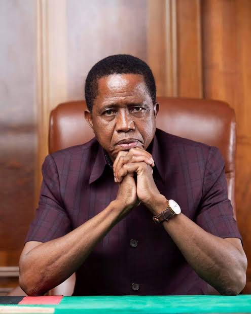 𝐏𝐫𝐞𝐭𝐨𝐫𝐢𝐚, South Africa — The body of the late Edgar Lungu, ex-president of Zambia, is still in a South African mortuary after he died in June 2025. His family and the Zambian government are disagreeing over his burial wishes.

#BushbuckridgeGuardian | The World of News 🌍