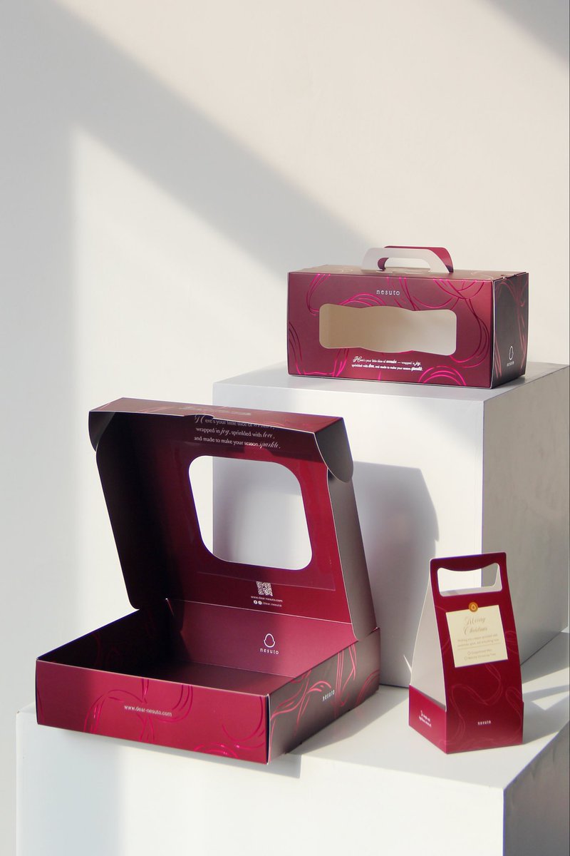 PaperhouseLihe's tweet image. 🖱 paperhouse.cn📩 sales@paperhouse.cnWhatsApp:+0086 13968069257 We can customize  all  kinds of paper box!🥰 If you want to customize your beautiful gift box, please feel free to contact me! packagingdesign #paperboxes #paperbox #packaging #exquisitebox #produtionline