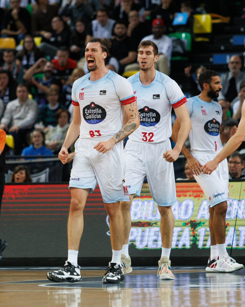 ACBCOM's tweet photo. Álex Suárez anuncia su retirada como jugador profesional y desde la acb queremos agradecerle todo lo que nos ha dado 🏀

Han sido 12 temporadas en la #LigaEndesa, que se dice rápido...  

Mucha suerte en esta nueva etapa, @AlexSua33. Gracias por tanto ❤️ https://t.co/wHD25qvbYW