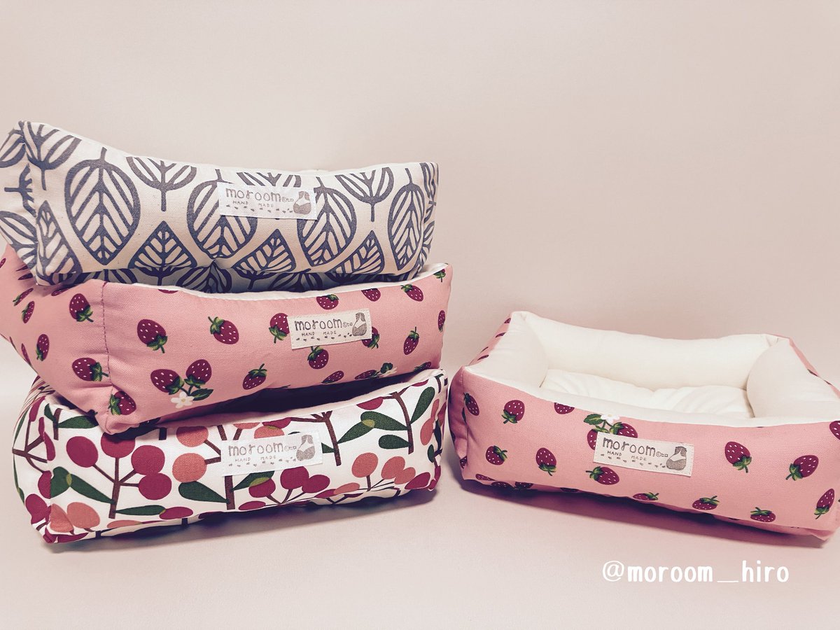 ✨ moroom information✨

ふかふかベッド

新柄🍓を出品しました(๑´ㅂ`๑)

moroom人気のシンプルストライプ柄
も多めにお作りしております🫶

吸水マットや寝袋も揃ってます◻️

 【moroom online shop】
 creema.jp/c/moroom/item/…