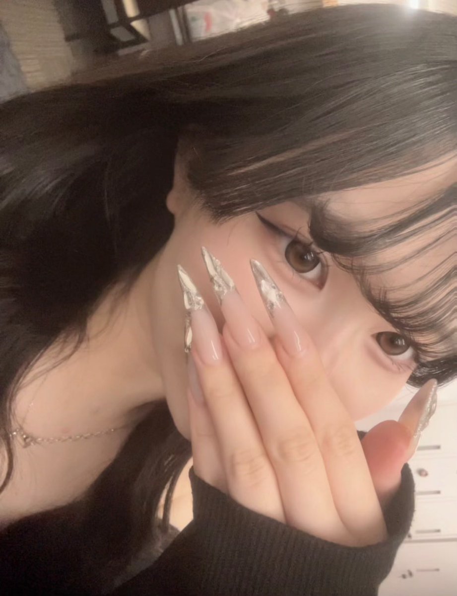 兎月 tweet media