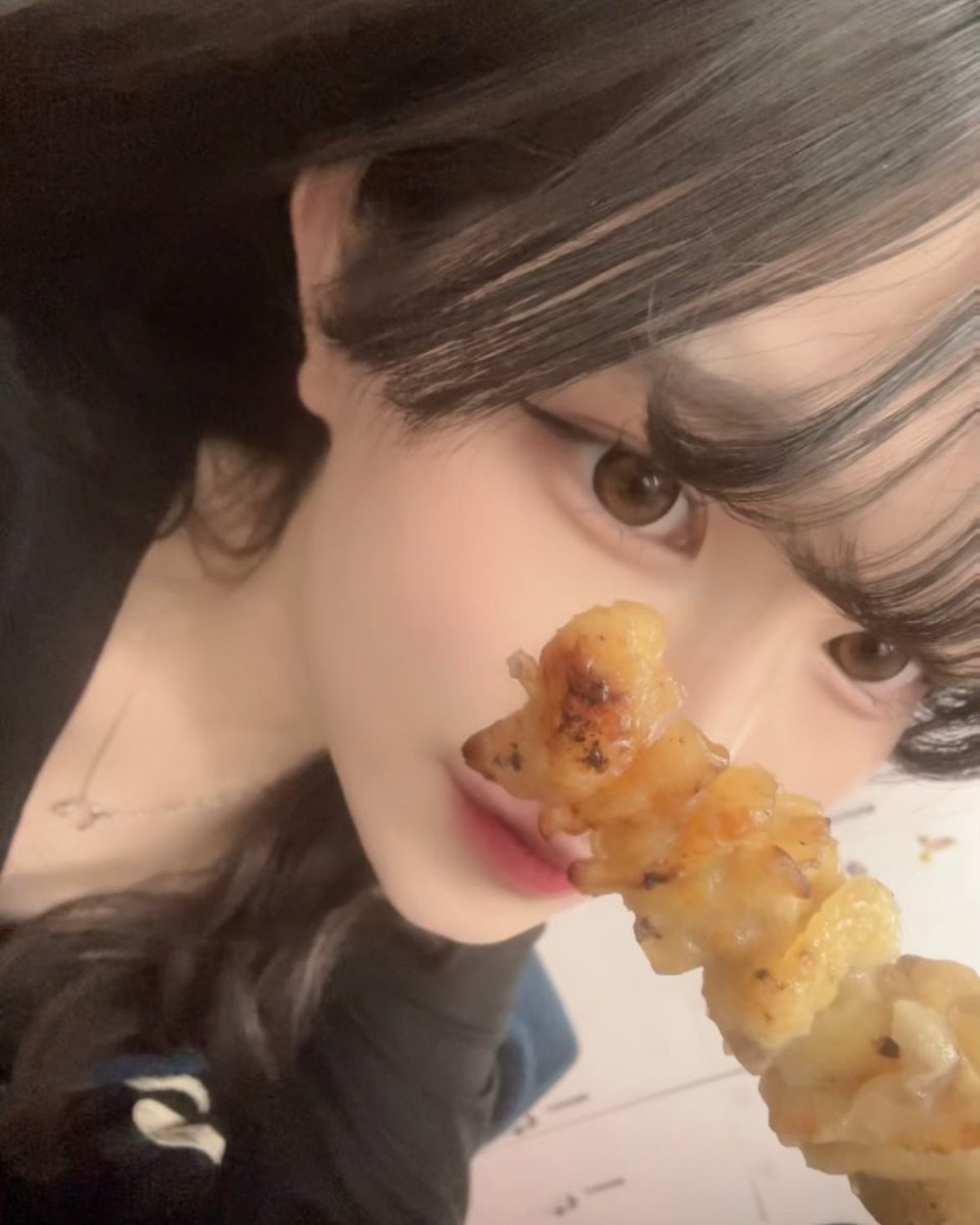兎月 tweet media