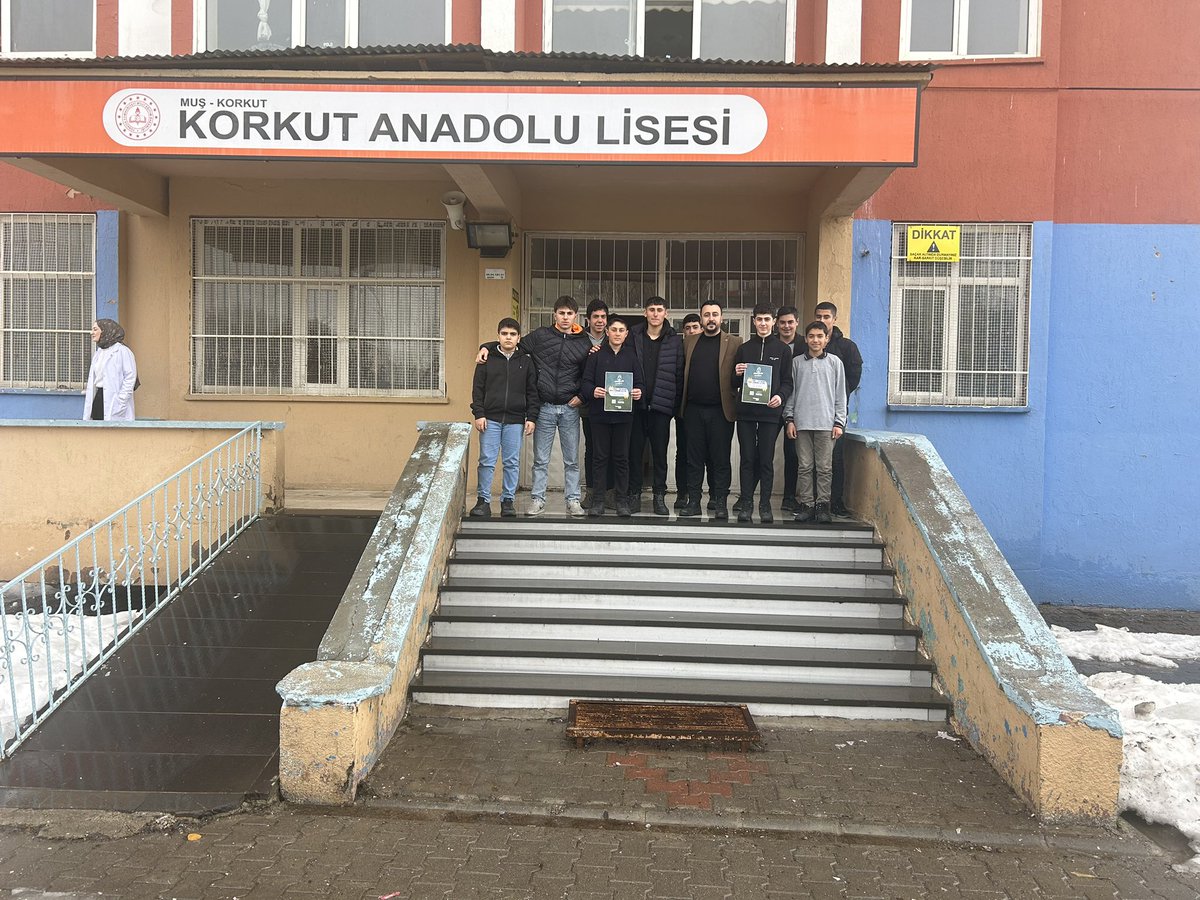korkuttugva's tweet photo. TÜGVA Korkut İlçe Temsilciliği olarak duyuru çalışmalarımız kapsamında “GençLig Tanıtım” etkinliğimizi gerçekleştirdik.
İkinci dönemin tüm öğrenci kardeşlerimiz için hayırlı ve başarılı geçmesini diliyoruz.
Gençlik sahada, gelecek emin ellerde.
TÜGVA GençLig ile Lig’de Efsane Ol! https://t.co/xotd7N8bDa