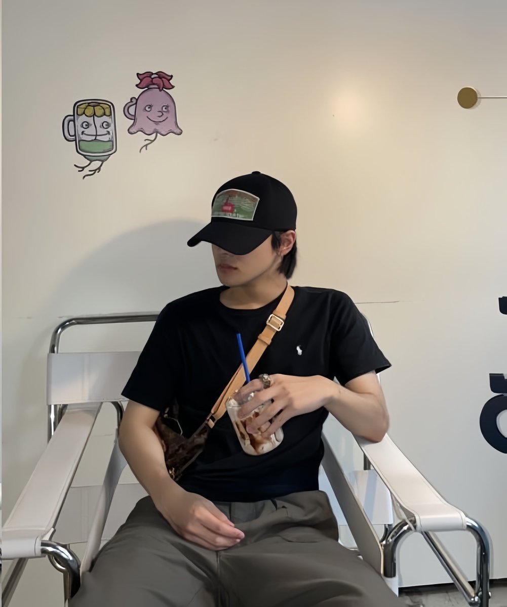 𝓭𝓲𝓭𝓲 ꫂ᭪݁ tweet media