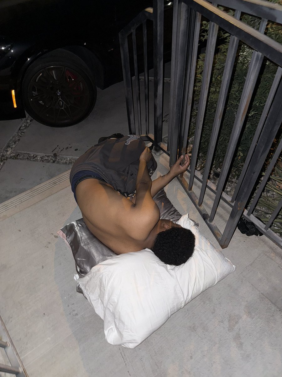 zaglupitnas tweet media