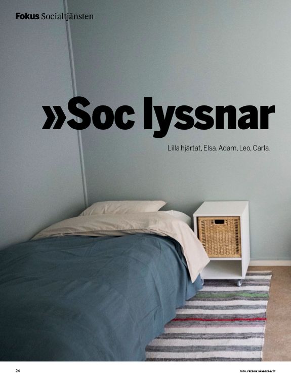 FokusRedaktion's tweet photo. Varje år placeras cirka 20 000 barn i Sverige i familjehem, och cirka 7000 hos Statens Institutionsstyrelse – SiS – eller i kommunala så kallade hem för vård och boende, HVB. Nästan alla har trassliga hemförhållanden på ett eller annat sätt och flertalet omhändertaganden sker sannolikt på goda grunder. Men det är en delikat balansakt. För samtidigt som barnet ska skyddas från att fara illa är det ett oerhört ingrepp av staten, kanske det svåraste och mest integritetskränkande vid sidan av fängelsestraff: att ta ett barn från dess föräldrar. Det får helt enkelt inte bli fel. Ändå sker det med jämna mellanrum – kanske alldeles för ofta än vi vill erkänna.

Skriven av: @hannabrodda

https://t.co/CtpTV0i086