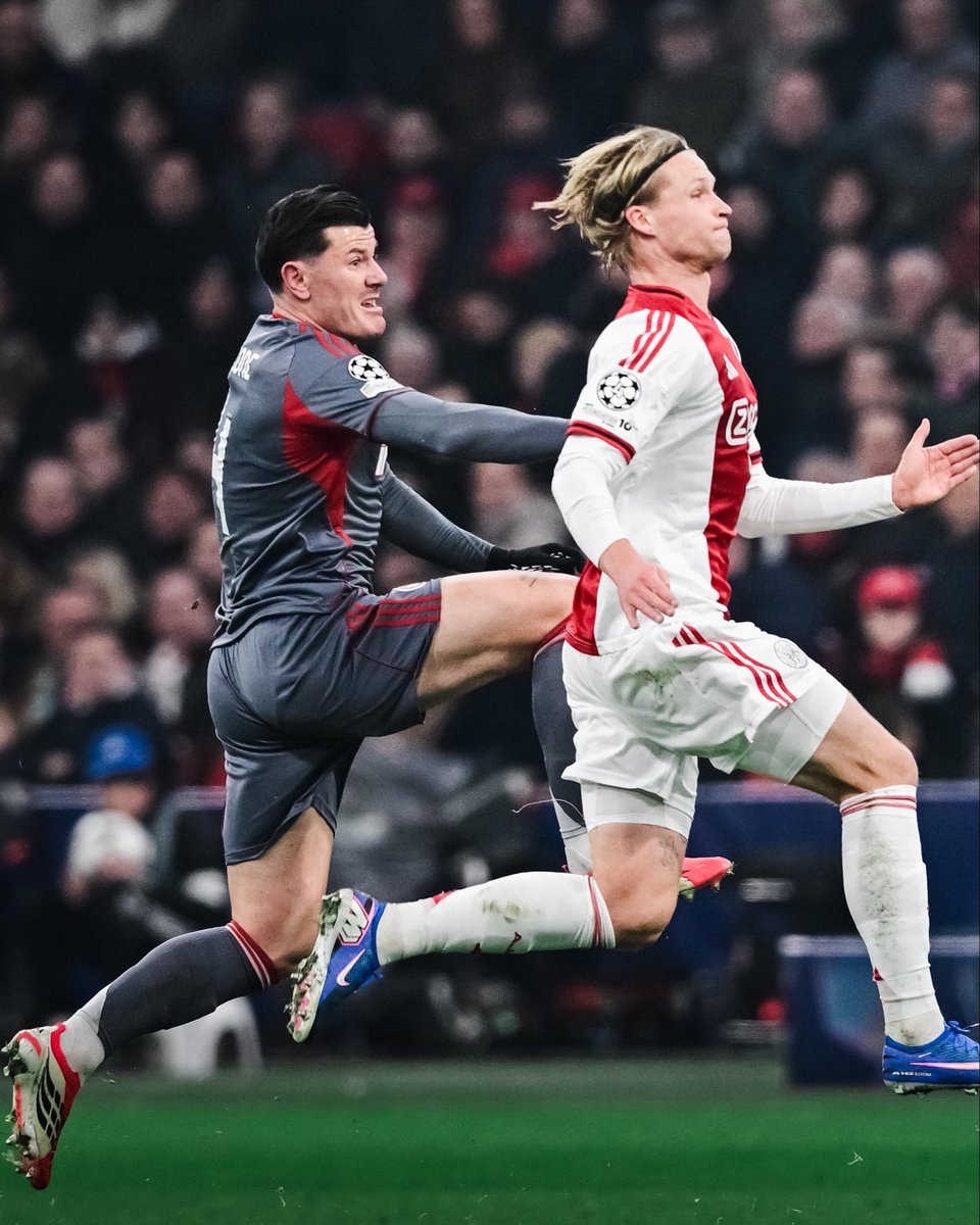 BianconeMorgan's tweet photo. @g_biancone x @AFCAjax ❌❌❌ @ChampionsLeague #GiulianBiancone https://t.co/4gOsGQyoNg