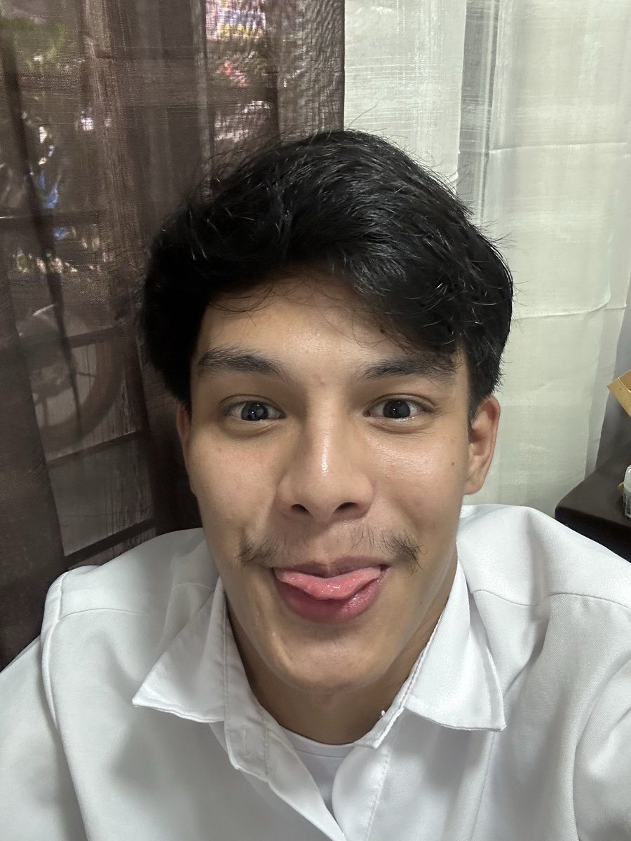 pre_khum's tweet photo. Tara tambay? https://t.co/7xRXrSDaOk