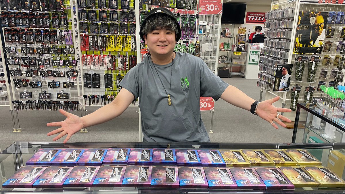 後藤 智弥(@tomo180ya6_6 )選手から KID各種にサインいただきました