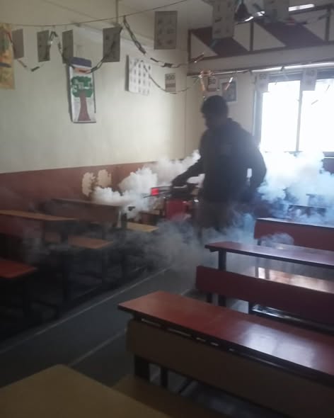 jaiganeshbed's tweet photo. Clean campus today, safer future tomorrow. 🌿

#CleanCampus #SafeFuture #JadhavarGroupOfInstitutes #CampusHygiene #HealthyCampus #PestControl #SafetyFirst #StudentWellbeing https://t.co/FBEB6dZOgt
