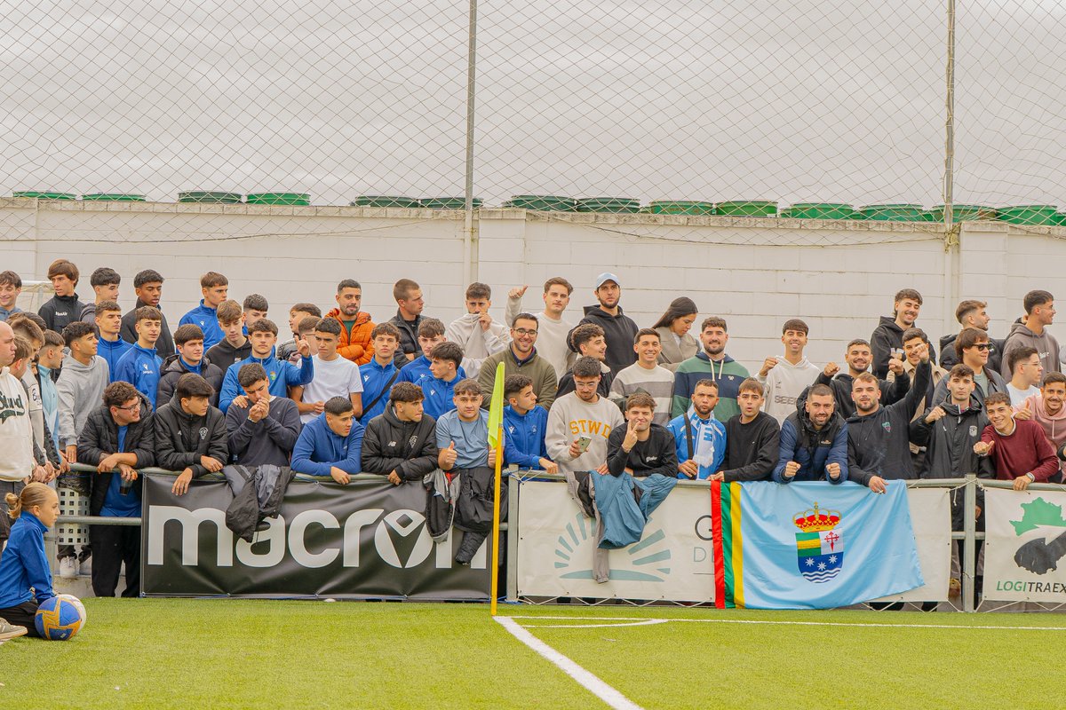 PueblaEF's tweet photo. 🏅 #ElMVP | #QartanaMotor 🚗💨
🔝⚽️ Hoy elegimos como MVP a nuestra afición, siempre en las buenas y en las menos buenas.

Premio patrocinado por 𝐐𝐚𝐫𝐭𝐚𝐧𝐚 𝐌𝐨𝐭𝐨𝐫, expertos en vehículos que garantizan tu tranquilidad.

🗣️ #TuAlientoNuestraFuerza
💪 #VMP | #EFP ‘A’ 🔵⚪️ https://t.co/03qNeiR7qc