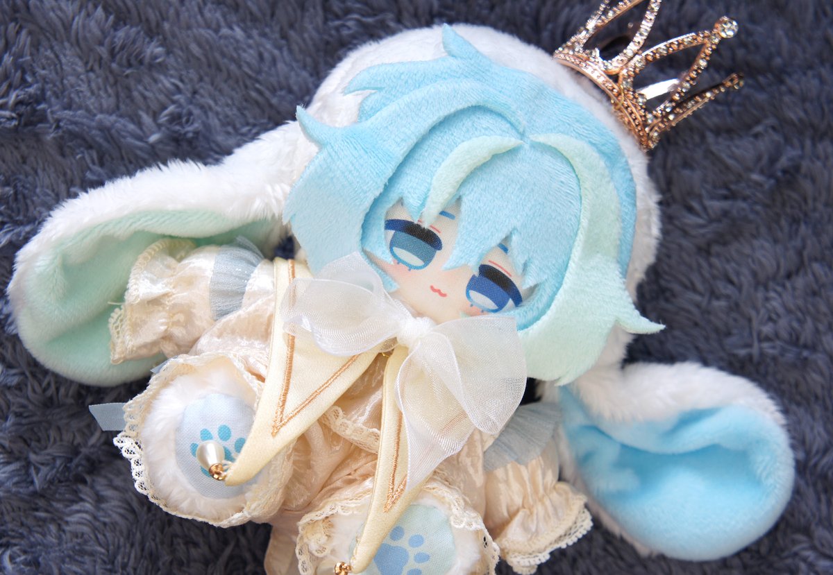 服を着せなくてもかわいいのがおすわりモフぬいの素敵ポイント✨ですが