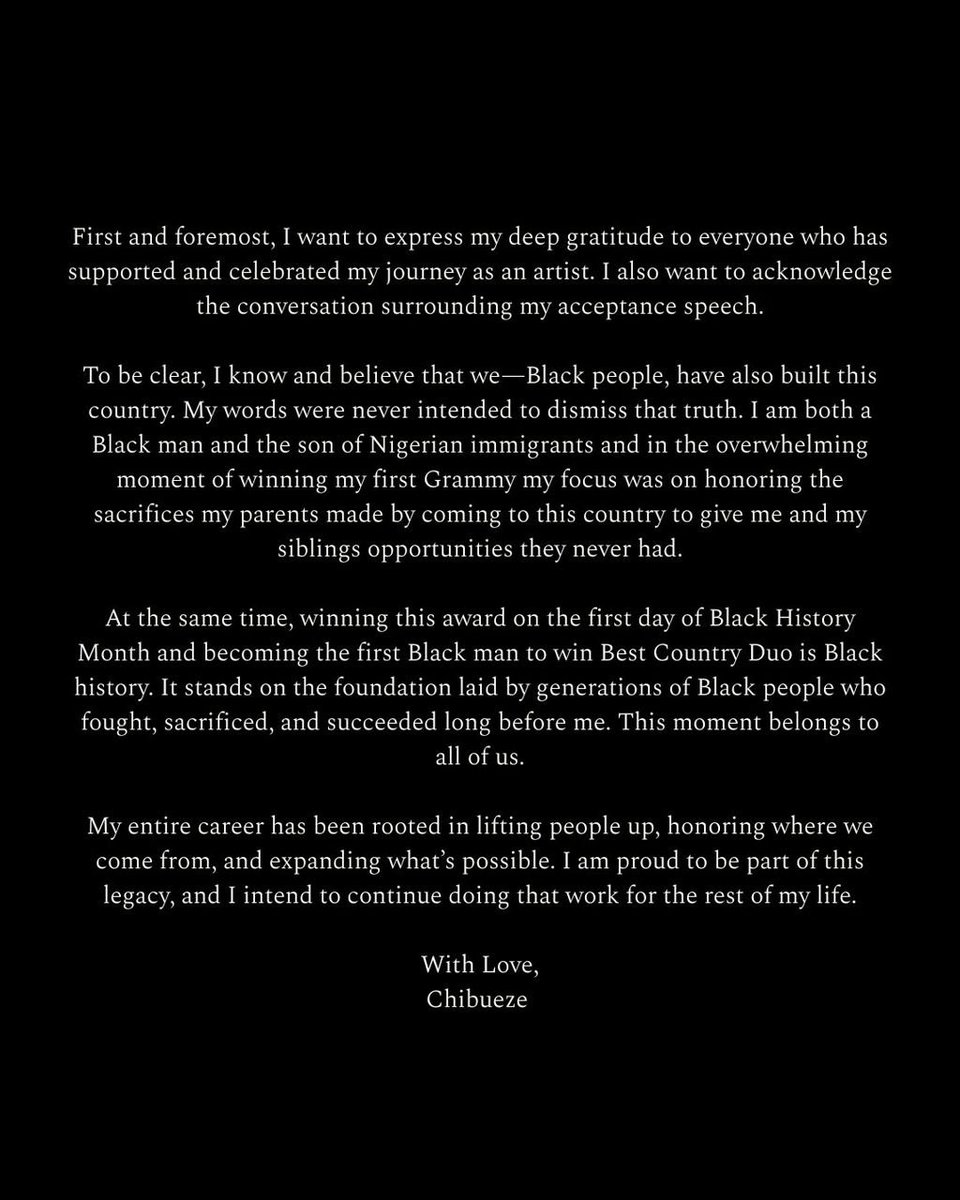 star_afrik's tweet photo. SHABOOZEY SETS THE RECORD STRAIGHT! 🇳🇬🇺🇸

The Nigerian-American star sets the record straight on his #GRAMMYs acceptance speech. 🏆🎤

The official statement is out! ✨👇

#StarAfrikMusik #Shaboozey #Grammys2026 #Nigeria #MusicNews https://t.co/yNSJEvC4uJ