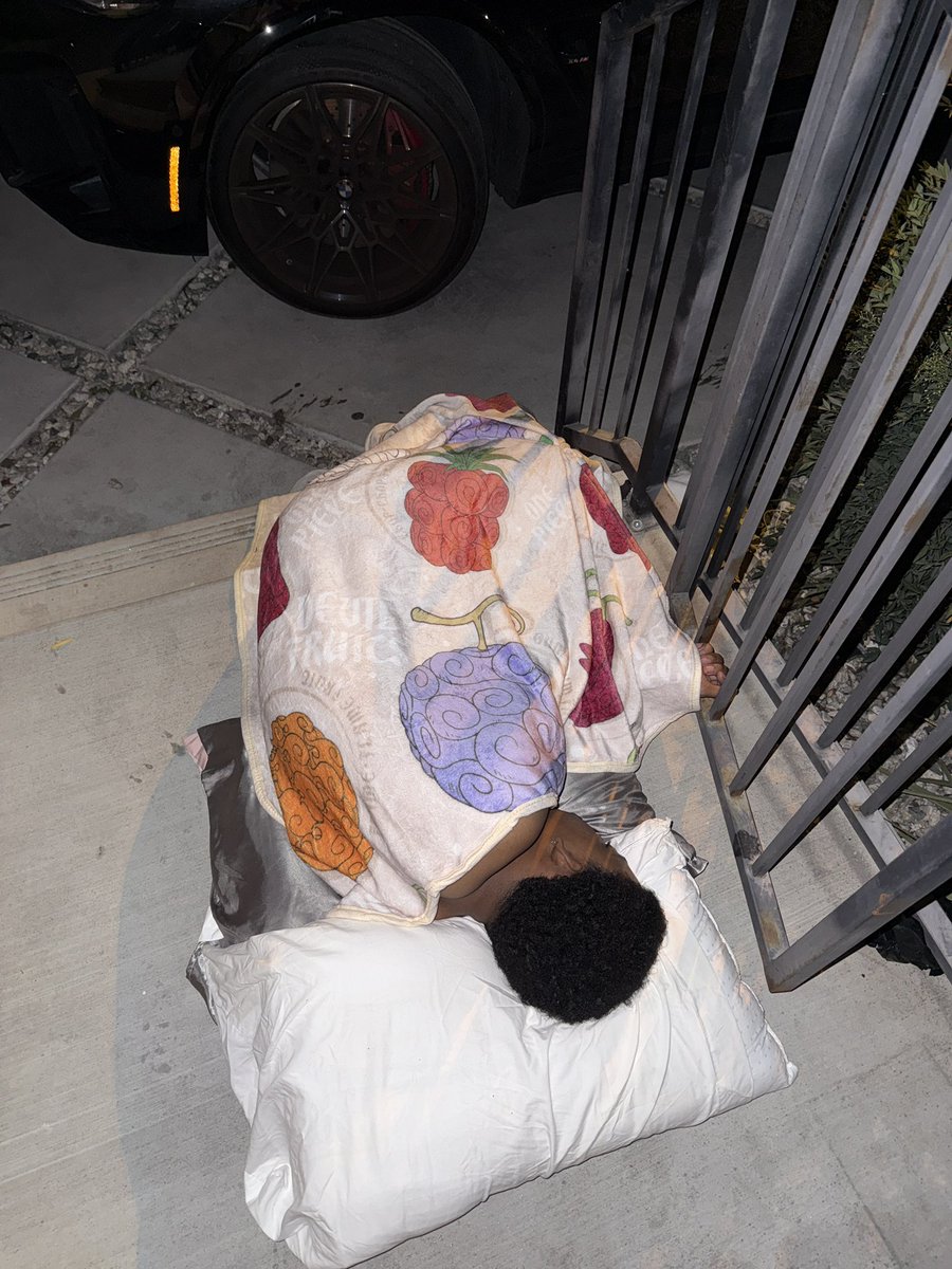 zaglupitnas tweet media