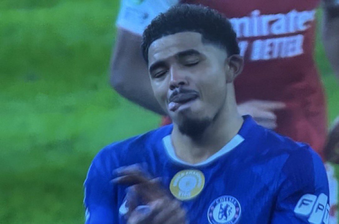PeakSxnti's tweet image. "It's just carabao cup it's just carabao cup" 

Why was your man crying?