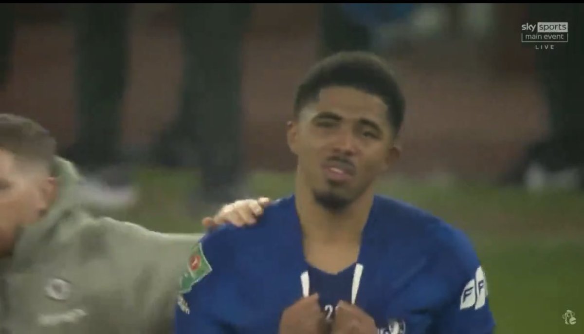 PeakSxnti's tweet image. "It's just carabao cup it's just carabao cup" 

Why was your man crying?