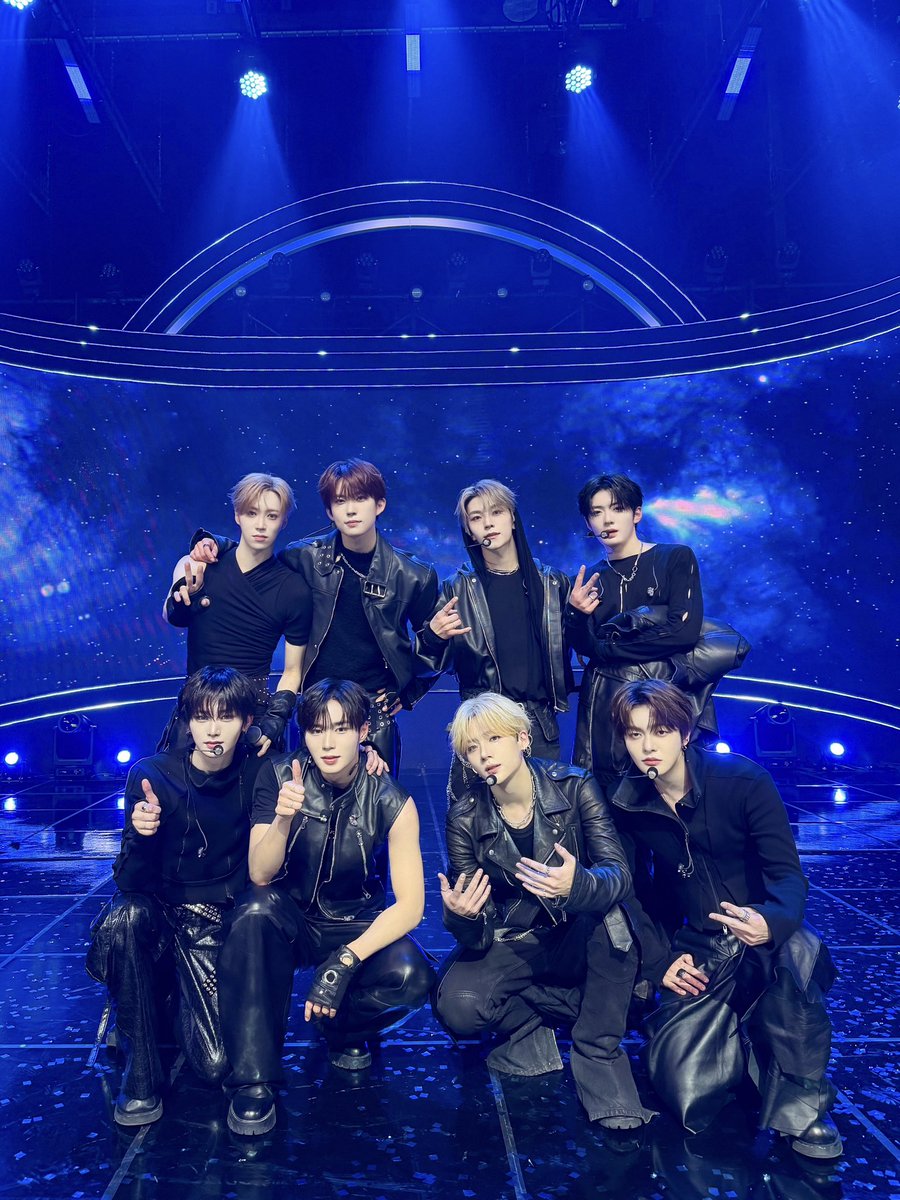 ALD1_official's tweet image. 2026.02.04. MBC M 쇼! 챔피언

#ALPHADRIVEONE #ALD1   
#알파드라이브원   
#EUPHORIA #ALPHADRIVEONE_EUPHORIA 
#FREAK_ALARM