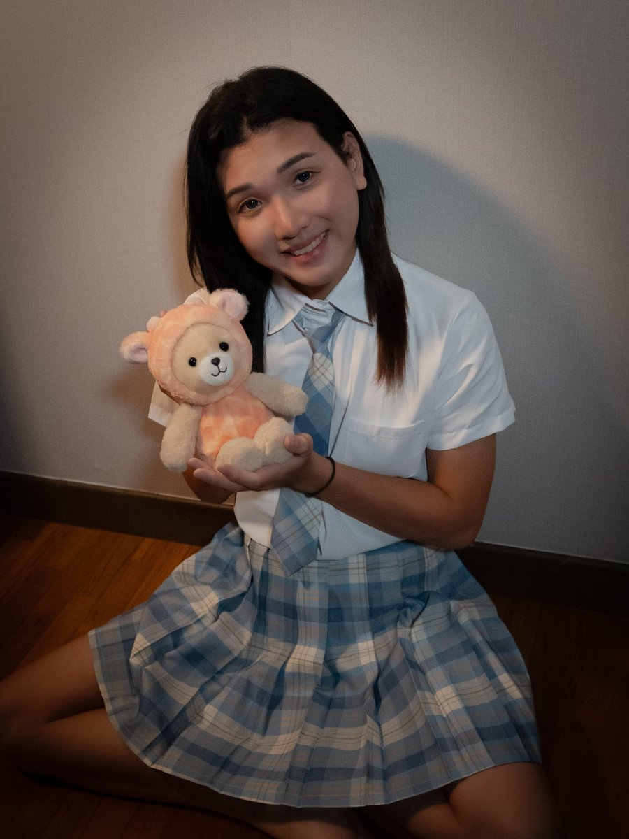 Skylar Pow tweet media