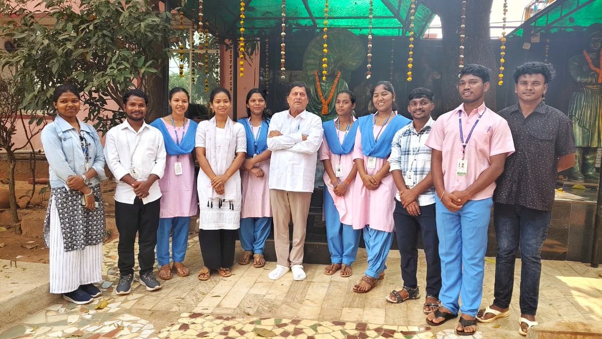 Happy to share that 10 KISS students will travel to Romania to perform William Shakespeare’s plays at the World Shakespeare Festival, in the tribal languages of Odisha. This is the 1st time in India that Shakespeare will be performed in tribal languages on an international stage.