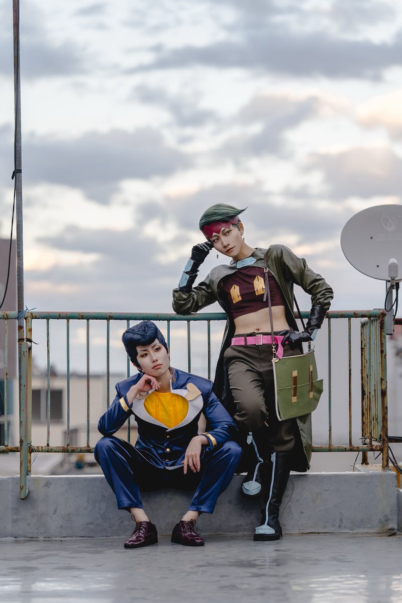 _rumrumda_'s tweet photo. ✒︎︎︎ 𝐽𝑂𝐽𝑂 -Cosplay-

✎＿＿＿＿＿＿＿＿＿＿＿＿＿＿
　　　仗助　はぎゃ　　
　　　露伴　らむだ
　　　撮影　@5ko_6tu
#JJBACosplay #ゆく年くる年杜王町2025 https://t.co/PlVCyWJy6V
