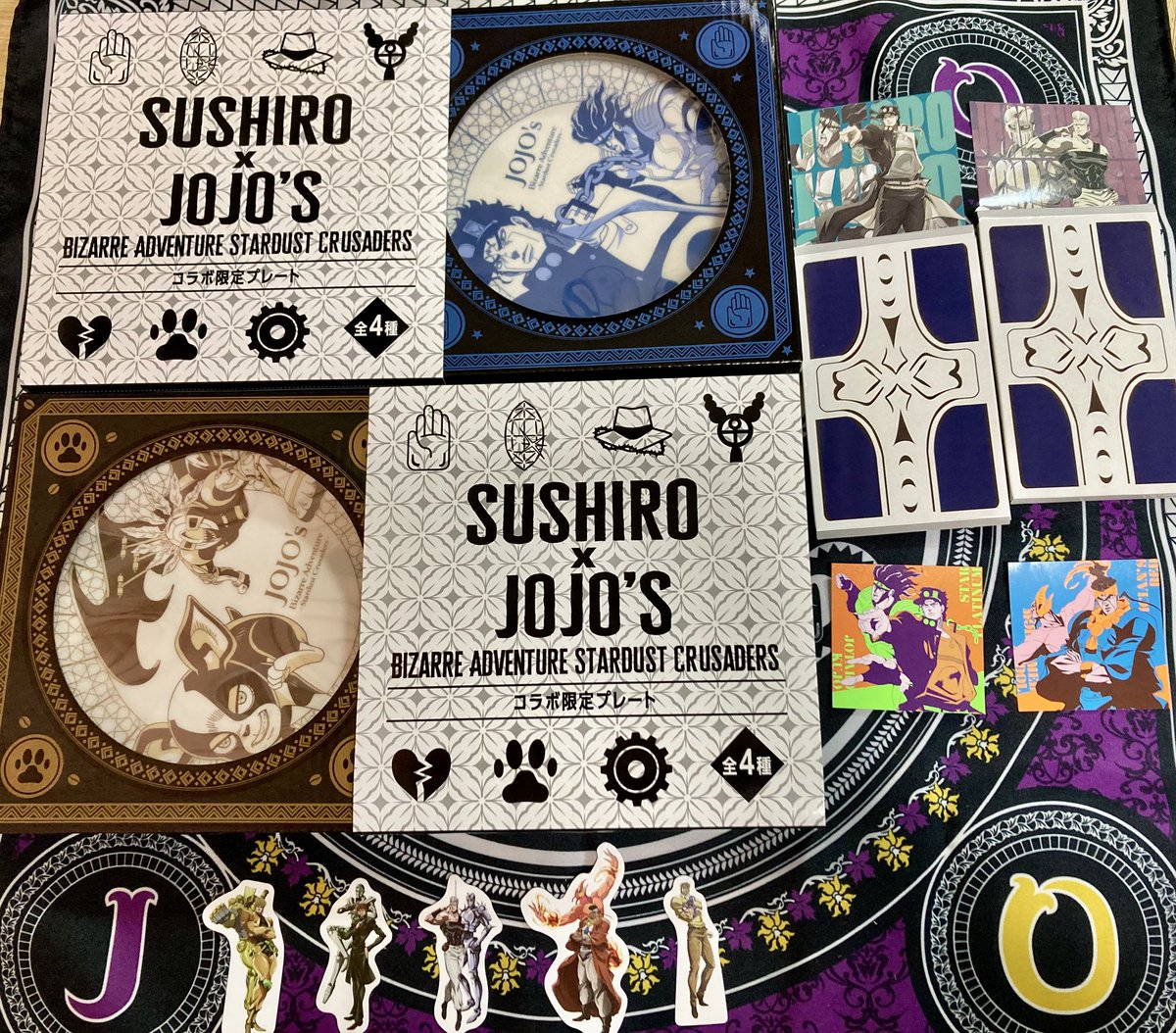 プレートが何気に外箱も良い感じ🙆 ピックもステッカーもいい感じで