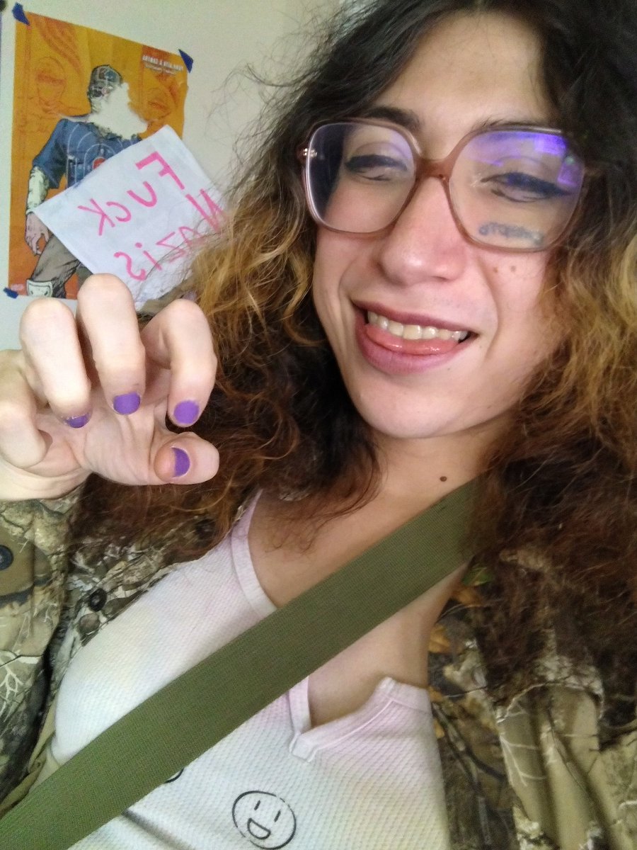 Ampsie. Armed Queer tweet media