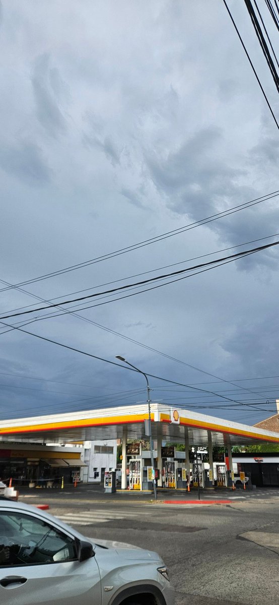 Asi el asunto por los pagos de mi nacimiento.

Metele changoooooo. 

Abri las nubes de una vez, que este calor espantoso solo les gusta a los #TeamVerano