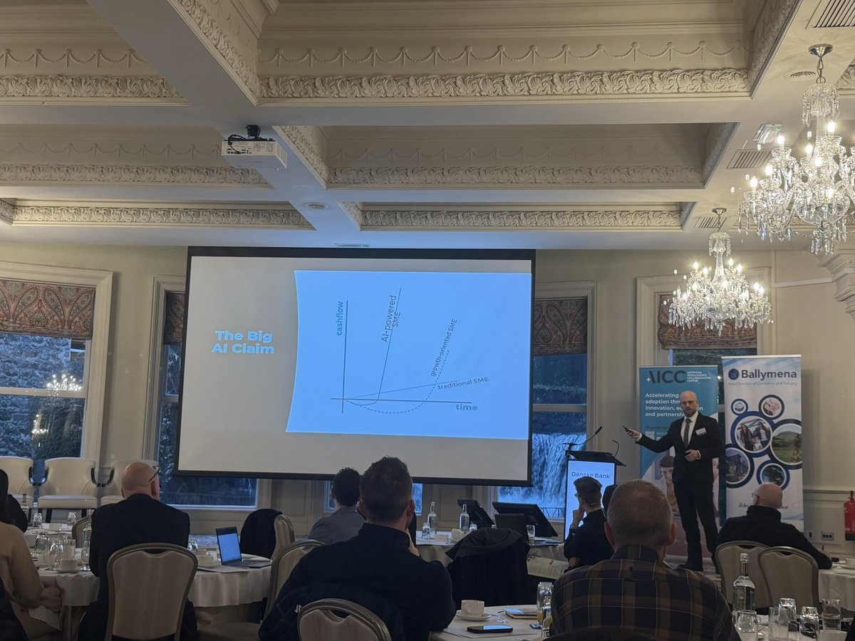 Alan Lowry tweet media