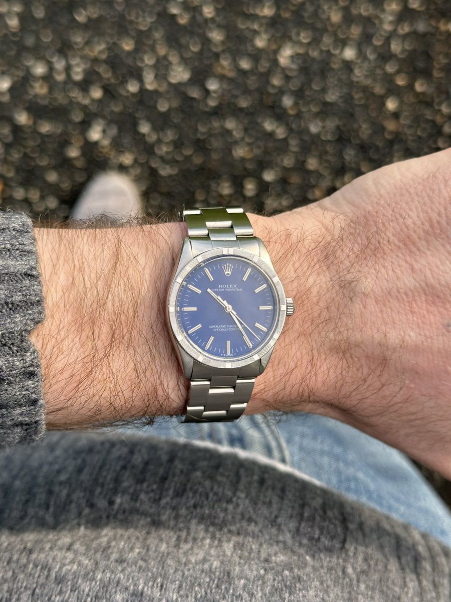vintagewatchrl's tweet photo. Montre du jour https://t.co/Ad2Bliq7ae