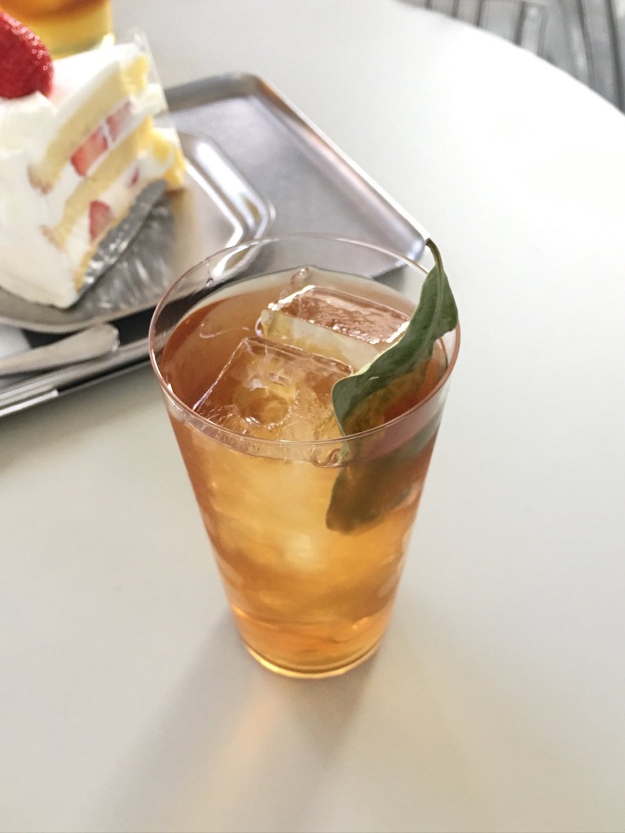 오랜만에 이코히
리치우롱티. 역시맛잇다