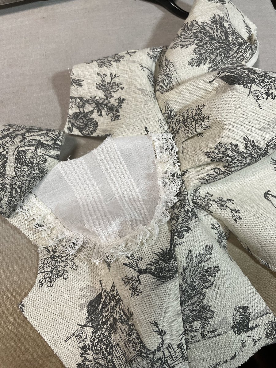 ご注文の品製作中です✨
ヘルニアがキツイのとお店の事があるのでゆっくりですが製作しております。

あ、後次のドルパ決まりました✨
そちらも製作頑張ります✨
#スーパードルフィー