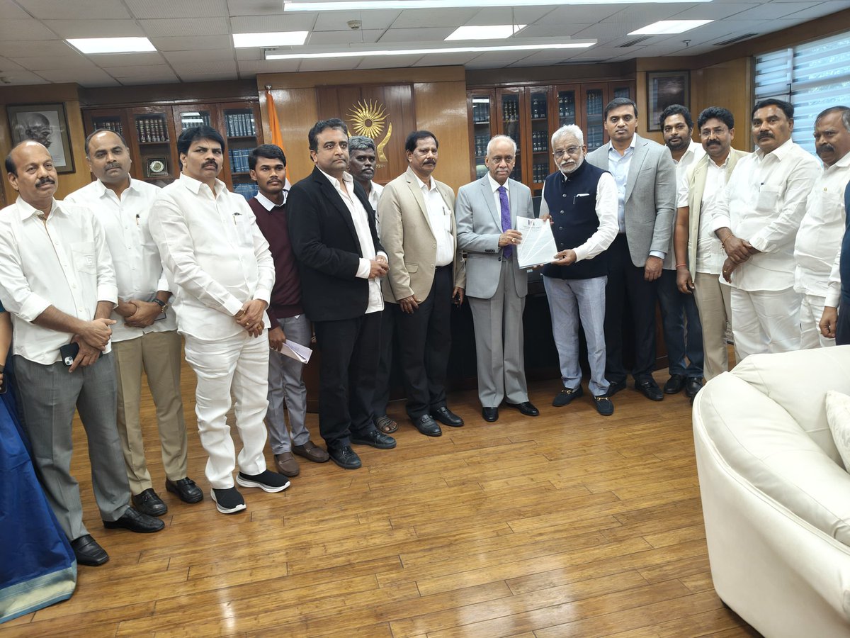 YSRCParty's tweet photo. A delegation of YSR Congress Party leaders submitted a complaint to the National Human Rights Commission over the continuing climate of violence and authoritarian rule in Andhra Pradesh. The delegation met @India_NHRC Chairperson Justice Subramanyam and briefed him on attacks on the houses of former ministers Ambati Rambabu and Jogi Ramesh, and the brutal murder of YSRCP activist Salman Raju.

The leaders stated that TDP leaders are attempting to physically eliminate political opponents and submitted videos and photographic evidence to substantiate their claims. They explained the manner in which Salman Raju was murdered and alleged a larger political conspiracy behind the crime. Expressing deep concern, the delegation stated that law and order has completely collapsed in the state and that democracy itself is under serious threat.

The delegation included MPs Y V Subba Reddy, P V Mithun Reddy, several other MPs, MLAs, MLCs, former ministers, and SC Cell leaders, urging the Commission to intervene and protect constitutional rights.

@thewire_in @ndtv @IndiaToday @TimesAlgebraIND @timesofindia @TimesNow @ANI @BBCIndia @firstpost @CNNnews18 @BBCBreaking @ABPNews @News18India @ThePrintIndia @the_hindu @IndianExpress @DeccanChronicle  @PTI_News @WIONews @sardesairajdeep @umasudhir @rohini_sgh @ravishndtv @BDUTT  @sagarikaghose @rahulkanwal @ShekharGupta  @thenewsminute @republic @TheSouthfirst @htTweets @JagranNews @scroll_in @ZeeNews @EconomicTimes @NewIndianXpress