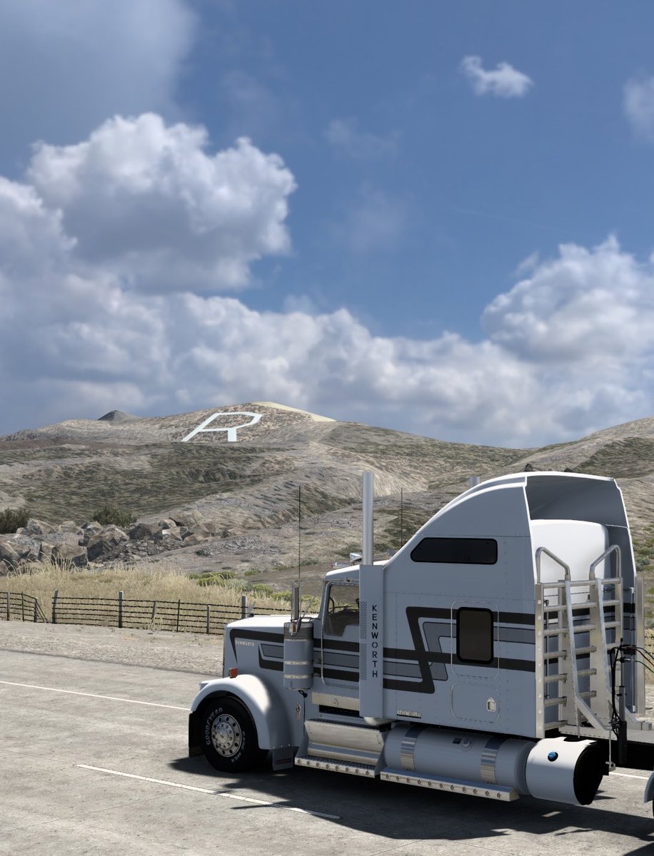 ats_ryoryo's tweet image. マップ埋め
冷却塔を運び　冷却塔って何に使うのだろ

山の上にRって🙄

#ATS #AmericanTruckSimulator
#Kenworth