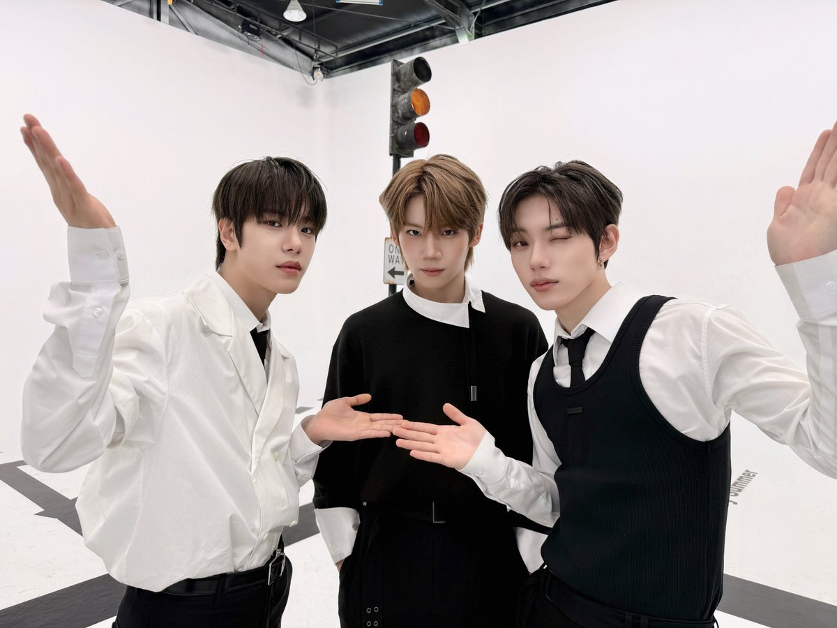 closeyoureyes_7's tweet image. 🌃

#CLOSEYOUREYES #클로즈유어아이즈
#CYE #클유아
#2026CYETOUR 
#BEYOND_YOUR_EYES