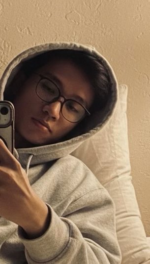 pitstrophe's tweet image. yh hlou