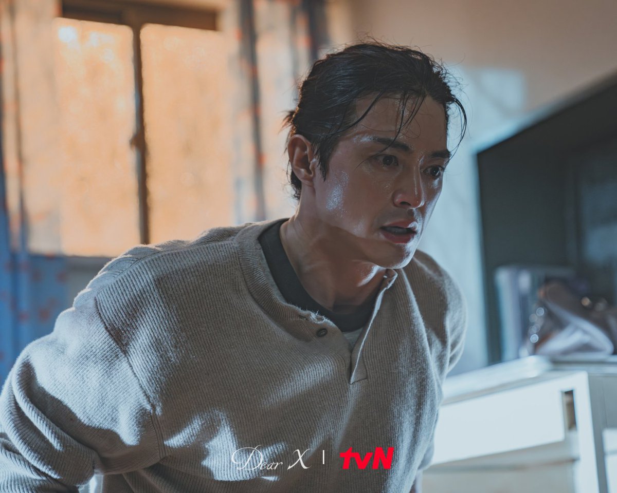 Protector and rebel, Jung-ho and Ah-jin’s relationship is full of tension, trust, and sparks. 💫⁣
⁣
#DearX⁣
Every Thursday &amp; Friday 21:15 (GMT+8)⁣
⁣
#tvNAsia #BestKoreanEntertainment #KimYooJung #KimYoungDae #KimDoHoon #LeeYulEum