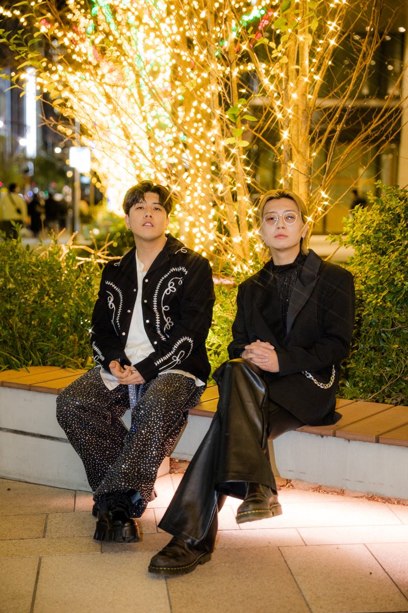 tom_seina_ss's tweet photo. ＼ インタビュー記事公開🗒️✒️ ／

#リアルサウンド にて
#鈴木鈴木 のインタビュー記事が公開されました✨

新曲「 #スノーメイク 」の制作秘話、
鈴木鈴木が結成してから今に至るまでを
等身大の言葉で赤裸々に話しております。

是非ともご覧くださいませ👀

▼インタビュー記事
https://t.co/rPgHi3ou5f