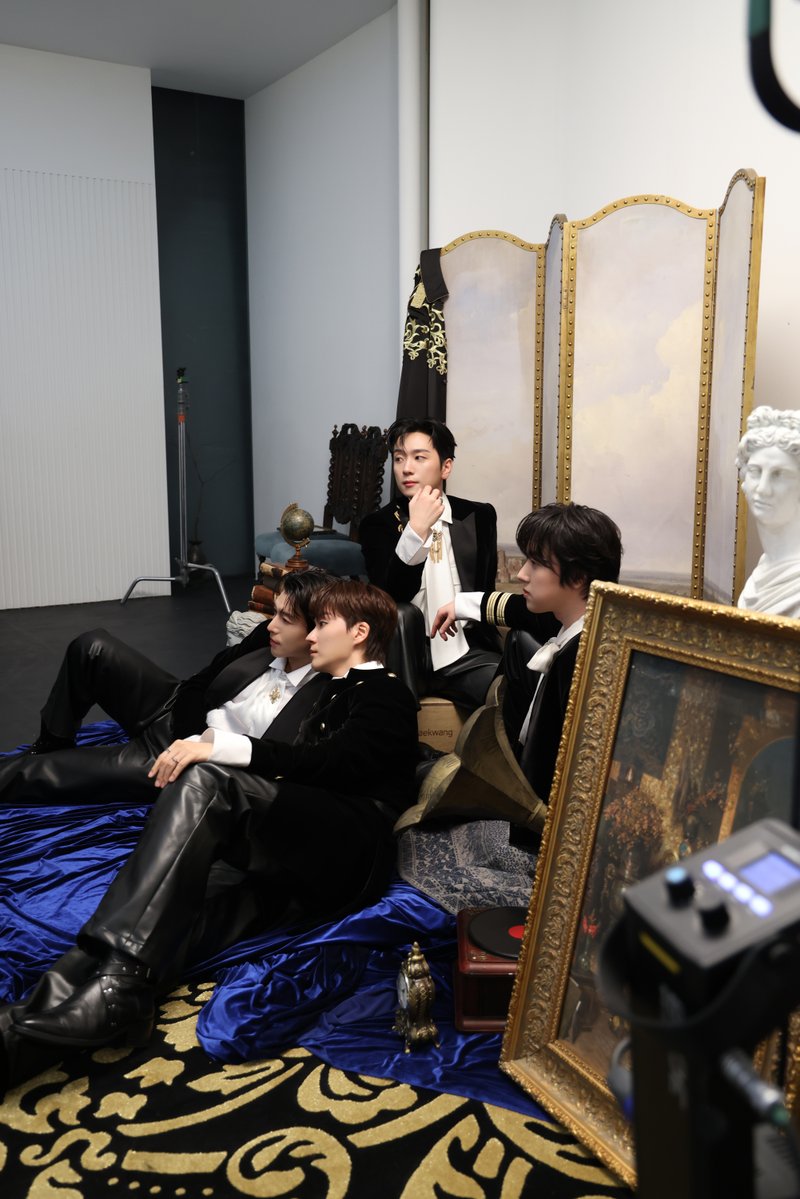 official_fore's tweet image. [📝]

Nella Notte 앨범 자켓 촬영 현장 비하인드#2

▶️vo.la/uf0FJgb

#포레스텔라 #Forestella