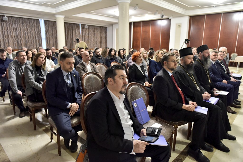 ✒️ С обзиром на историјски и цивилизацијски значај дјела Светог Саве за српски идентитет кроз вијекове и данас, као и на вишеслојност његовог насљеђа, уз разумијевање значаја Законоправила као једног од темељних историјских докумената српског историјског кретања, у данима