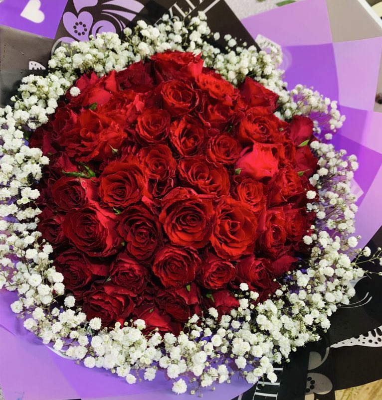 Ibbys_candles's tweet image. For scented candles,valentines day setups,flower bouquets and cards..

Am your entrusted plug👌

Dm or contact me on +256706685260 for orders and inquiries🤗

Am located in Najjera 2
#ValentinesDay2026 #ValentinesDay #candles #giftideas #kampala