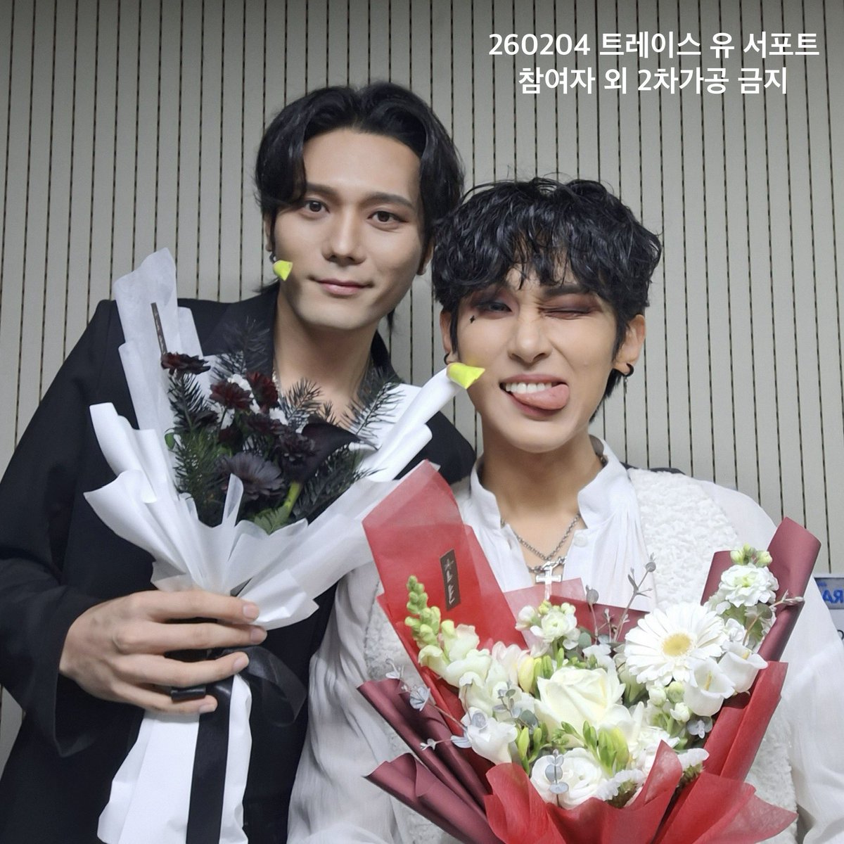 컴퍼니에서 함께 보내주신 뉸째 페어컷🦊🖤

저장 및 트위터내 재업⭕️ 크롭 및 재가공❌