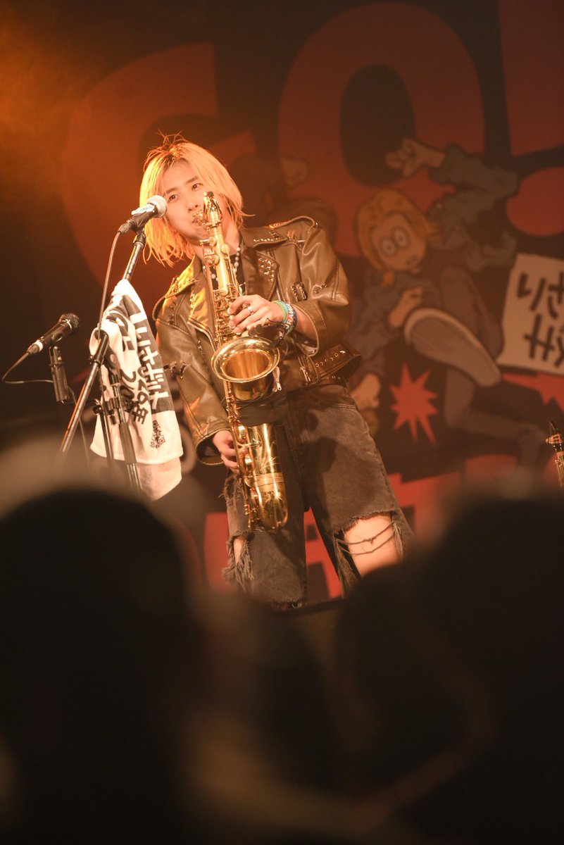 🌴🎷