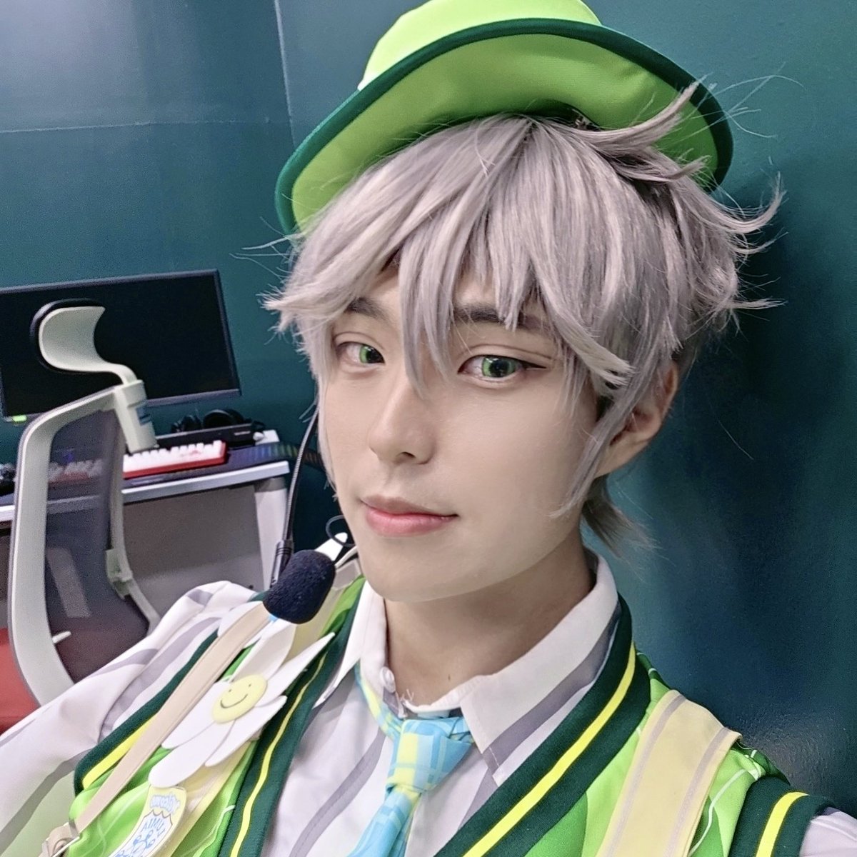 22M_RFT533's tweet image. #코스어_𝕏친소 #코스어_𝕏트친소 

청코페갔다와소 트친소돌려봐요!!
30살 아저씨이고 주력장르는 이터널리턴 명조 real버닝중
미자는 아조씨랑 트친 ㄴㄴ
흔적남기면 보면서 호다닥갑니다